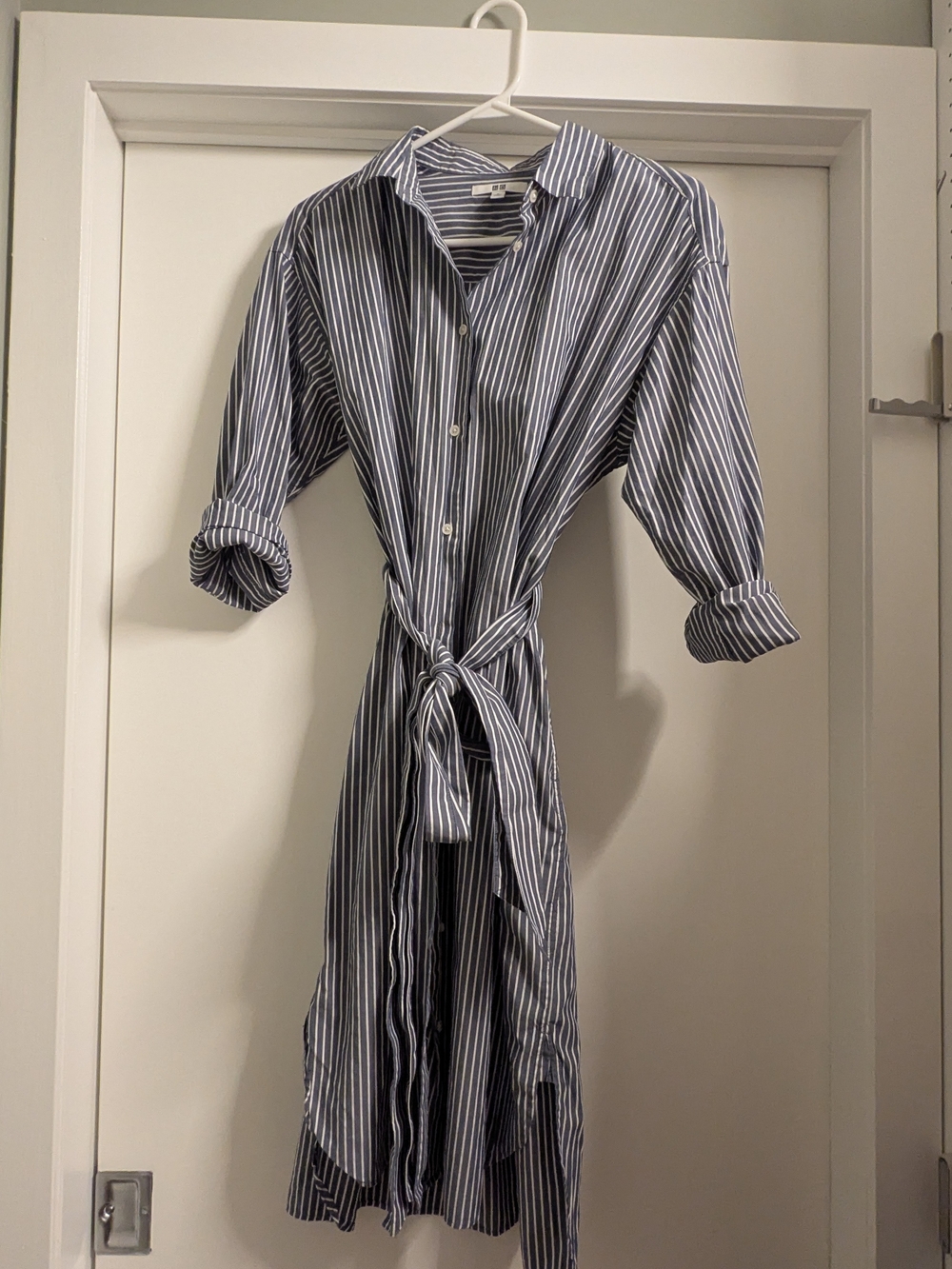 Uniqlo Blue and White Striped Long Sleeve Shirt Dress with Waist Tie